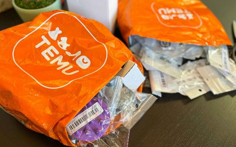 Νέο χτύπημα στους εργαζόμενους: Τέλος 3€ σε δέματα από Κίνα