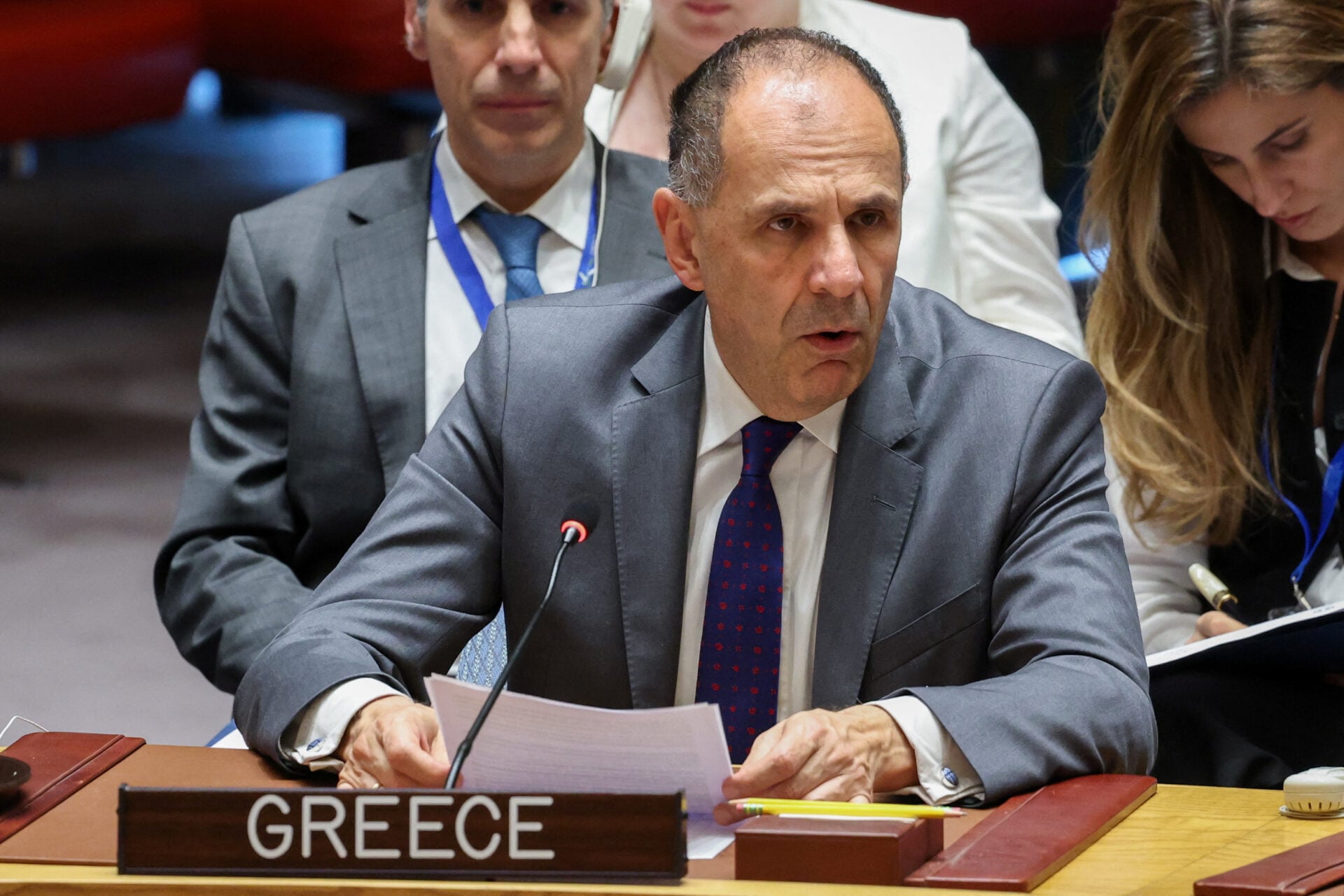 Γεραπετρίτης: Διπλωματικό παιχνίδι με τα συμφέροντα του λαού
