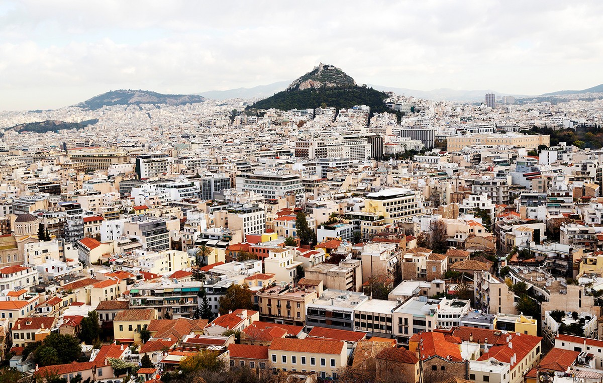 Η αγορά ακινήτων ωριμάζει, αλλά η κρίση στέγης βαθαίνει